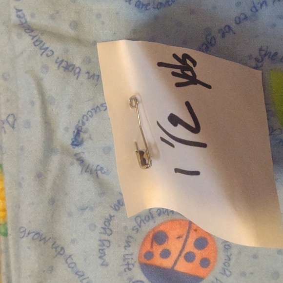 Baby blue patterned fabric - Picture 4 of 4